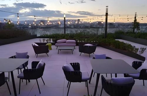 Zona Minerva Apartment | Hidalgo Residences