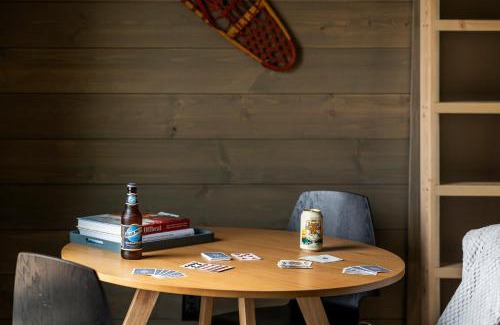 Petoskey House | Hidden Acres Vestur Cabin