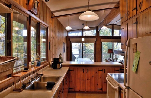 Drummond Cabin | Hidden Bay on Lake Owen with Dock and Island Access!
