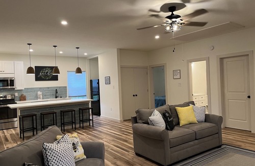 Bay St Louis House | Hidden Bungalow 1 1/2 blocks from the beach