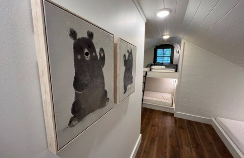 Banner Elk Other | Hidden Castle: Secret Rooms, Sleeps 20, Hot Tub