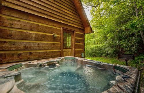 Fleetwood House | Hidden Creek Cabin