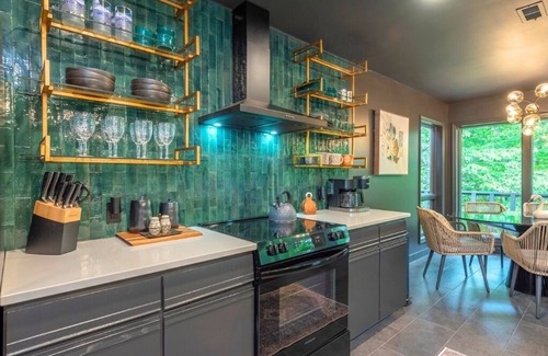 Lake Lure House | Hidden Gem at Rumbling Bald