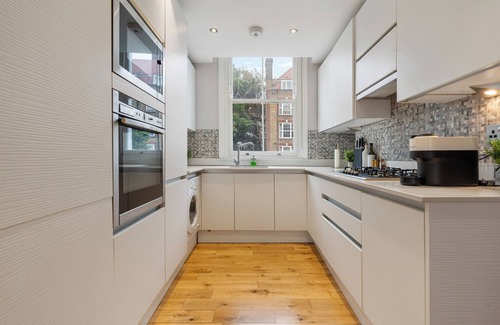 Somers Town Apartment | Hidden Gem in Central Location - Beautiful 2 bed