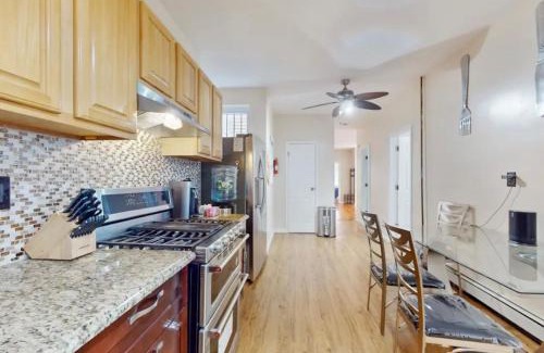 Newark Apartment | Hidden Gem in Newark
