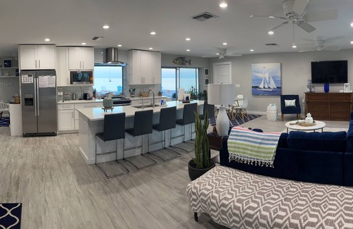 Coquina Key House | Hidden Gem in Paradise with Private Beach and Private Pool