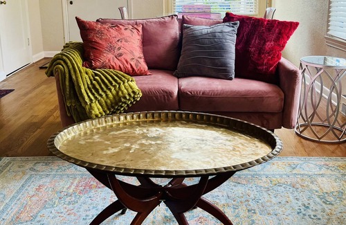 Ballard House | Hidden Gem in Seattle's Accessible Seaside Ballard Neighborhood.