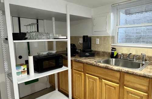 East Rockaway House | Hidden Gem: Modern Basement Apt