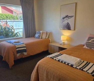 Halswell House | Hidden Gem of Christchurch - Sleeps 13