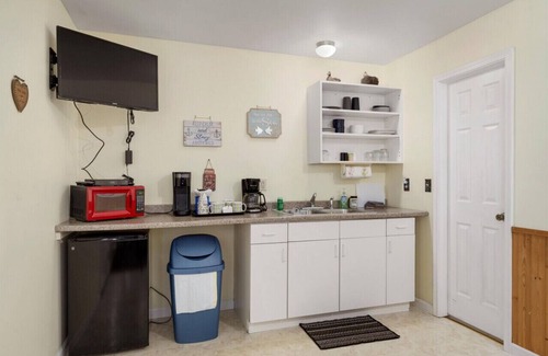 Durhamville House | Hidden Harbor Marina Unit 2 - Oneida Lake's Premier Fishing Paradise!