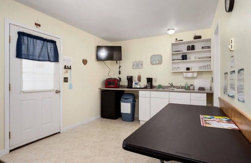 Durhamville House | Hidden Harbor Marina Unit 2 - Oneida Lake's Premier Fishing Paradise!