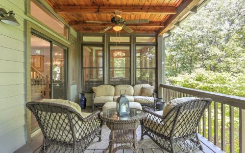 Big Canoe House | Hidden Haven - Steamy Hot Tub Wifi Pet-friendly