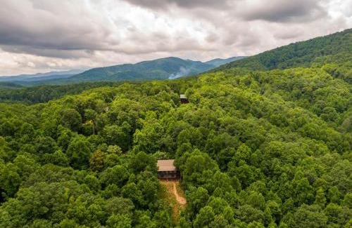Lenoir House | Hidden Hideaway
