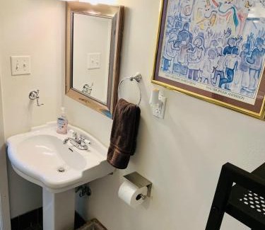 Faubourg Marigny Apartment | Hidden Jewel BTWN French Quarter & Frenchmen St