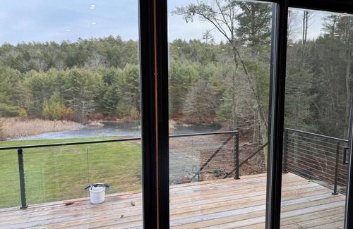 Narrowsburg House | Hidden Modern Retreat - Cozy house in marvelous Narrowsburg with WiFi & AC