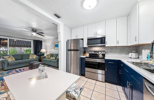 Siesta Key Condo | Hidden Paradise by Beachside Management