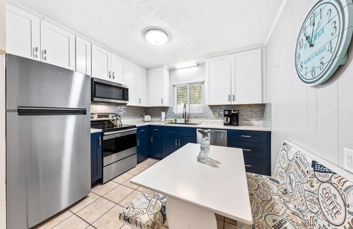 Siesta Key Condo | Hidden Paradise by Beachside Management
