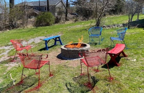 Newfoundland House | Hidden Poconos Farmhouse – Nearby Ski, Hot Tub + Game Room!