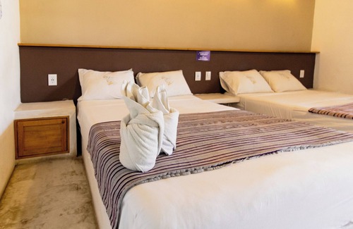 Hidalgo Hotel | Hidden Port Betina