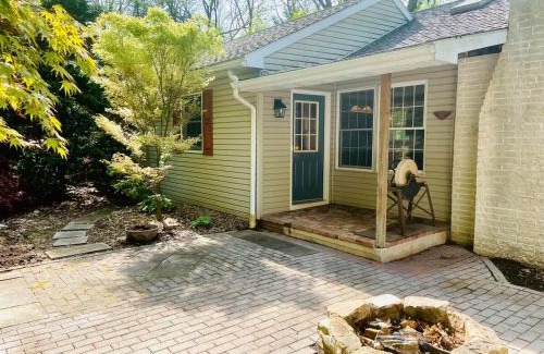 Brockton House | Hidden River Lodge at Hawk Mountain