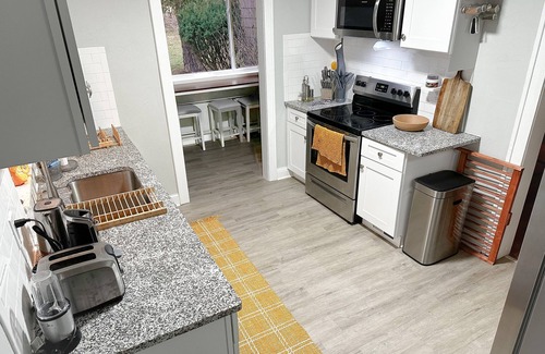 Cleveland House | Hidden space next to everything