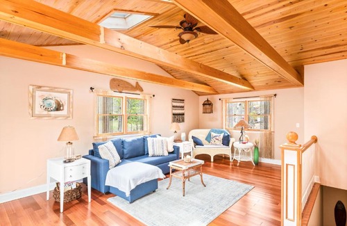 Springs House | Hidden Springs