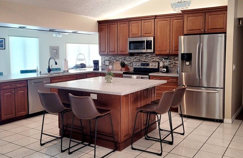 Port Saint Lucie House | Hidden Treasure with Large Heated Pool near Boat Park