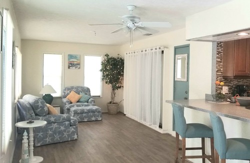 Port Saint Lucie House | Hidden Treasure with Large Heated Pool near Boat Park