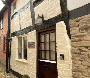 Ludwel House | Hideaway Cottage