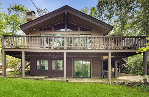 Blue Water House | Hideaway Haven