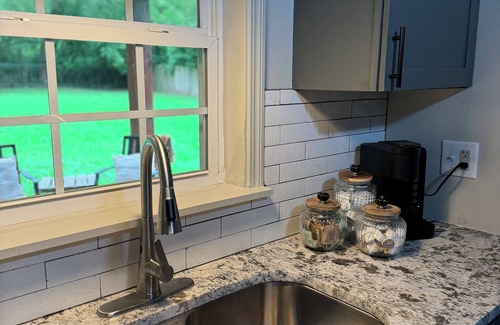 Guntersville House | Hideaway house! So cute! - Pet friendly!