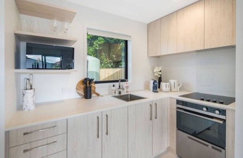 Wellington Region House | Hideaway in the Grove