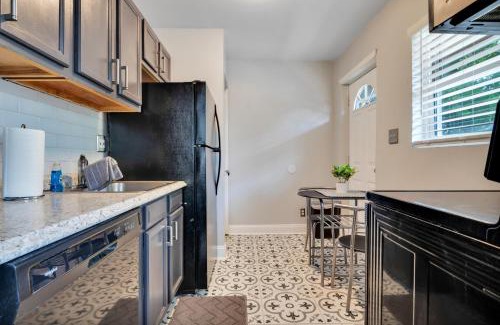 Mechanicsville House | Hideaway in The Hood - Reno'd Mechanicsville Apt!
