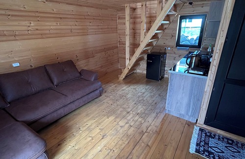 Stepantsminda Ski Chalet | Hideaway Kazbegi Grey Chalet