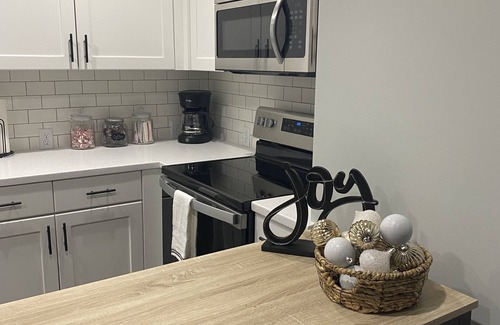 Taylorville Apartment | Hideaway-minutes from Downtown Taylorville