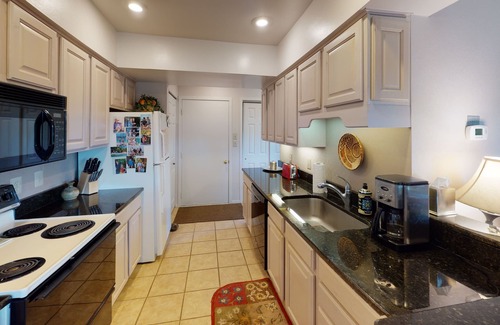 Harbor Springs Condo | Hideaway Valley #19 - Close to Golf + Skiing - Sleeps 8!