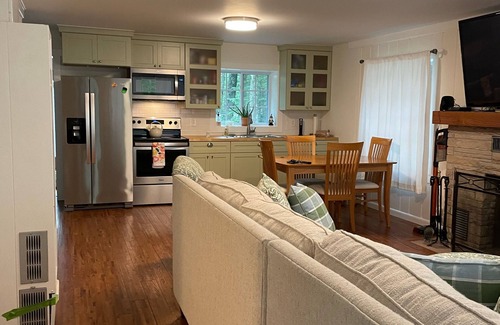 Higgins Lake House | Higgins Lake Cottage Offers Classic "Up North" Experience