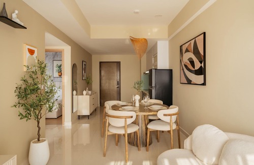Bach Dang Riverside Apartment | High Class 2-bedroom apartment at Downtown - SOHO Residence D1