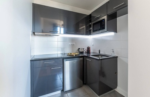 Convention Apartment | High-class apartment near the Halles de Narbonne -Local bike -Autonomous arrival