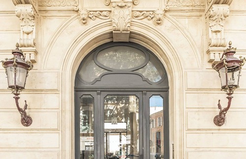 Convention Apartment | High-class apartment near the Halles de Narbonne -Local bike -Autonomous arrival