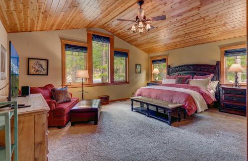 Truckee House | High Country Lodge - Hot Tub, Amenities Access, Shuffleboard and Horse Shoe Pit