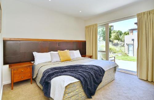 Windwhistle Villa | High Country Villa 239 - Canterbury Terrace Downs