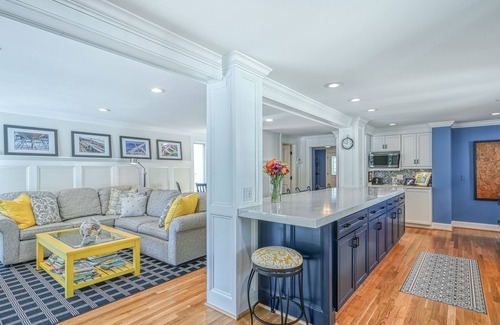 Eastport House | High-end Eastport home with private pool, hot tub, grill & off-street parking