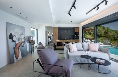Fternon Villa | High End Faos Villas one