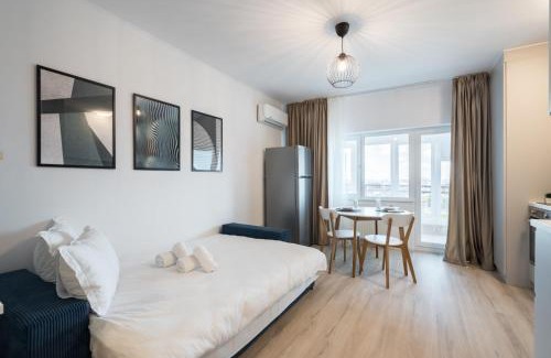 Sector 6 Apartment | High-end Studio with Panoramic View, Parking &Pool
