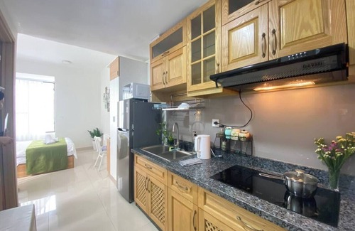 Bach Dang Riverside House | High-floor Corner Studio Free Pool Gym@ RiverGatenn