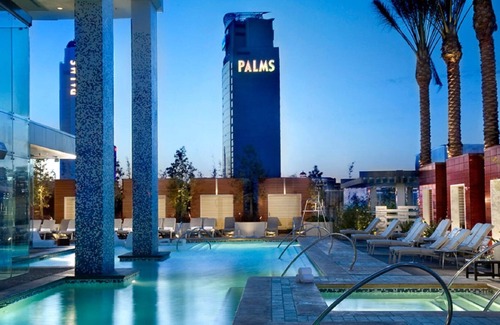 Las Vegas Apartment | High Floor Studio Strip View/Balcony | at Palms Place