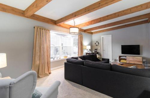 Sister Bay House | High Garden by Simple Life Rentals