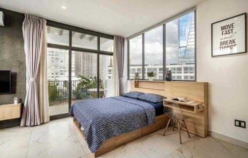 Bui Thi Xuan Apartment | High glass view apt center D1