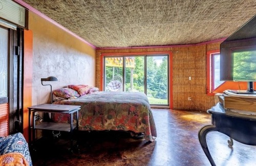 Corinth House | HIGH HAVEN - A magical Vermont getaway for the whole family...